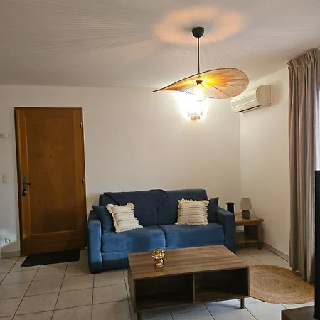 Grand T2 A Deux Pas De La Lozari Belgodère