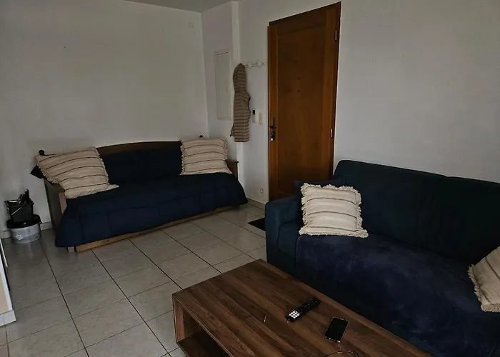 Grand T2 A Deux Pas De La Lozari *